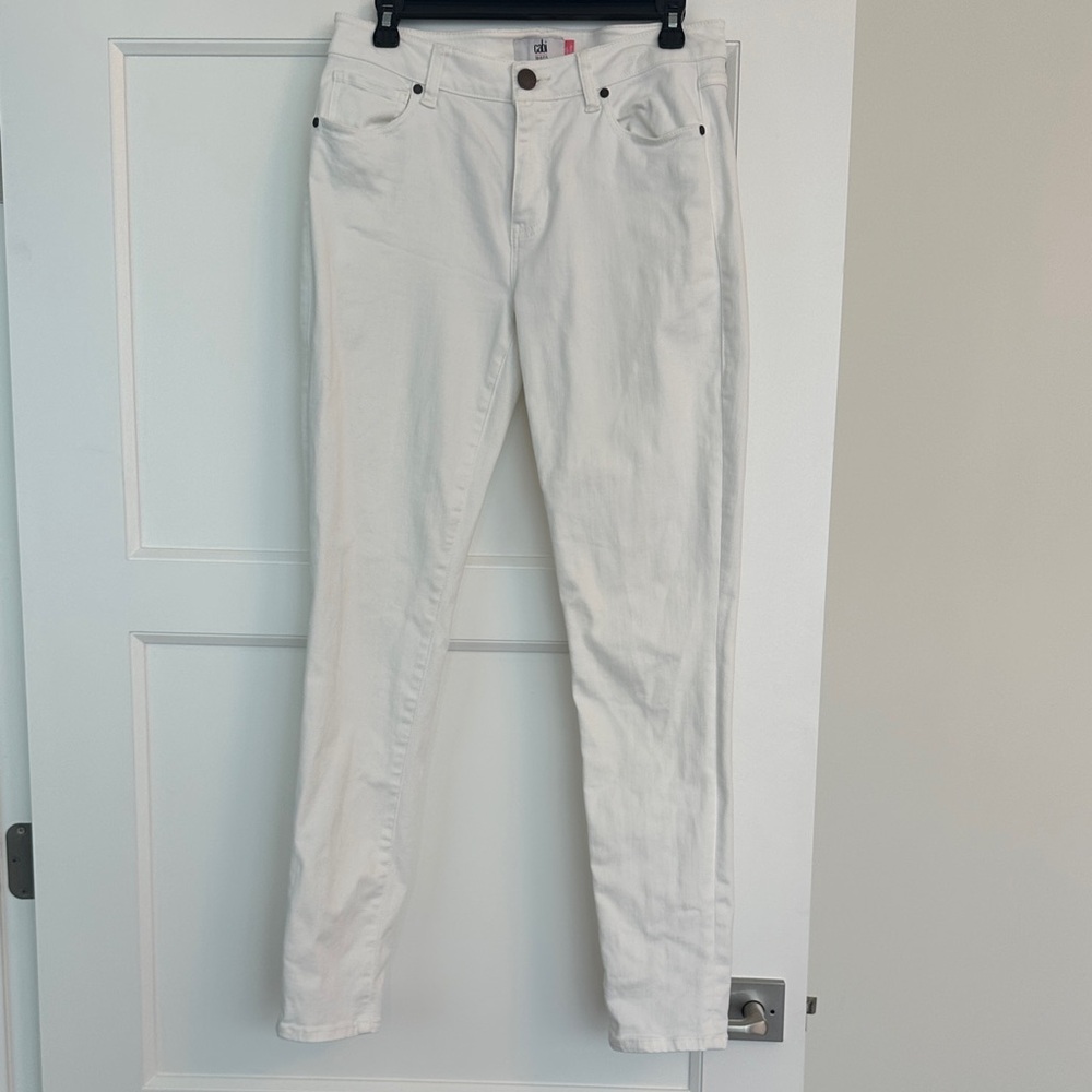 CAbi Women's Bree Jeans - White Skinny